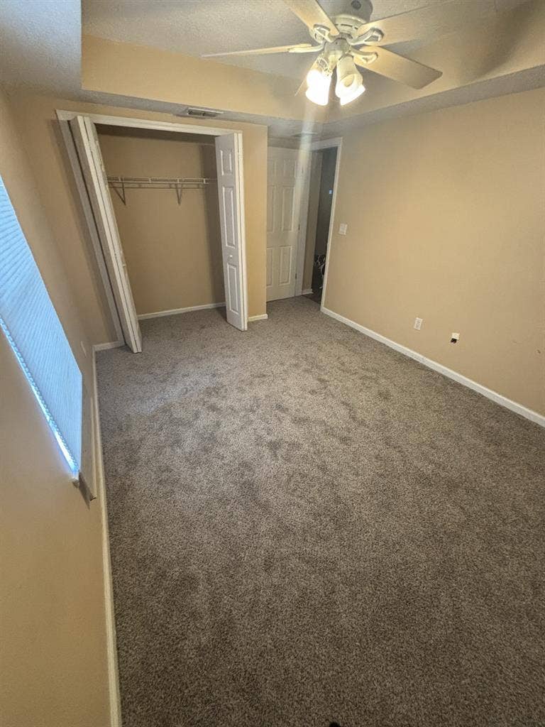 $ 
ROOM
  UTILITIES INCLUDED