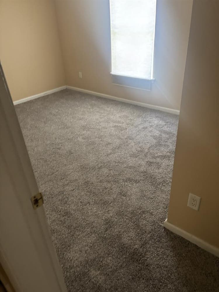 $ 
ROOM
  UTILITIES INCLUDED