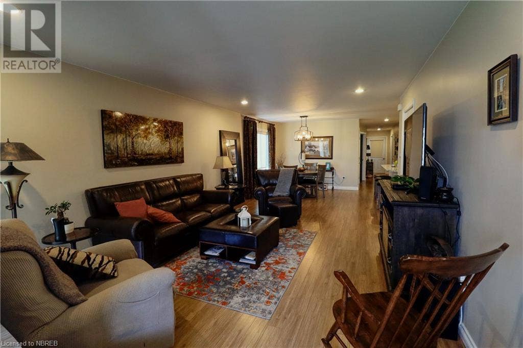 Apartment November to May