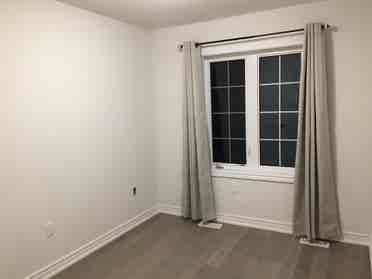 Townhouse-Min drive t UofGuelph
