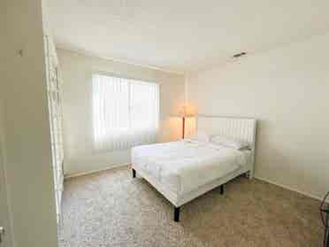 FURNISHED private room