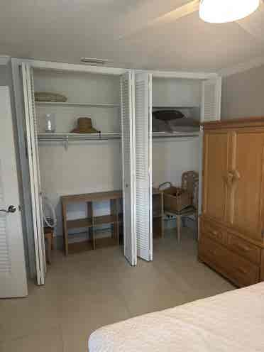 Room for Rent Modern Waterfront hom