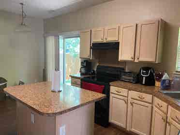Looking for a roommate