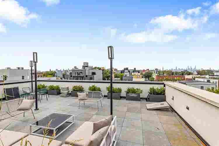 Look for a Roommate in Bushwick