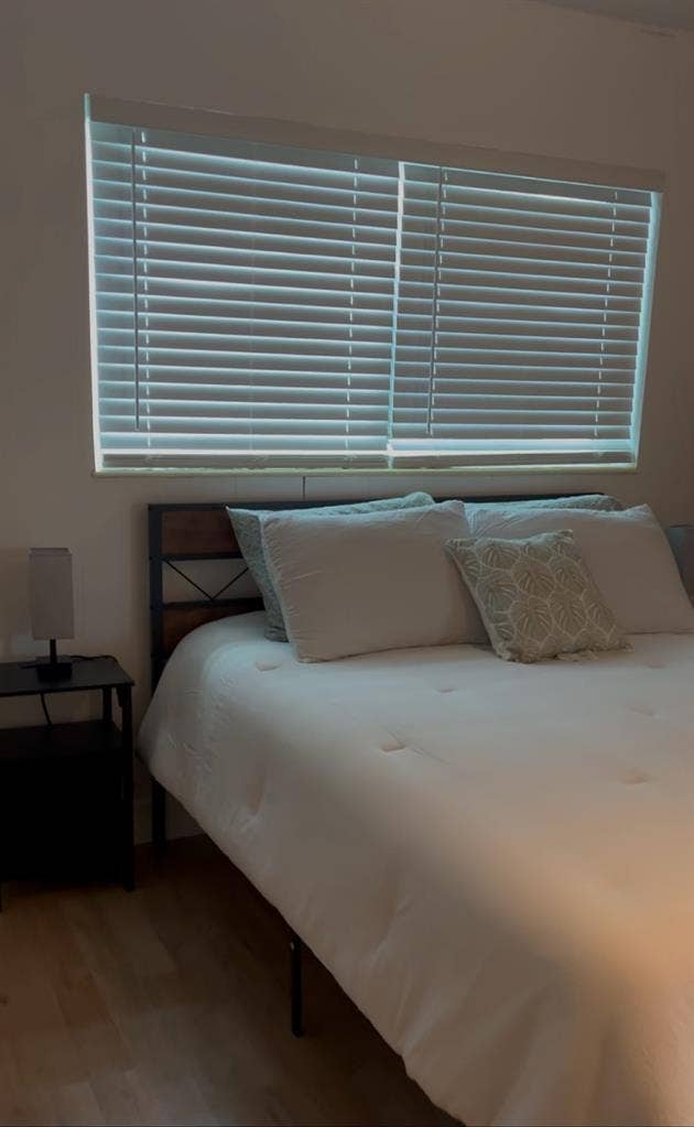 ALL INCLUDED LARGE BEDROOM FOR RENT