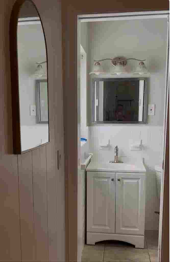 ALL INCLUDED LARGE BEDROOM FOR RENT