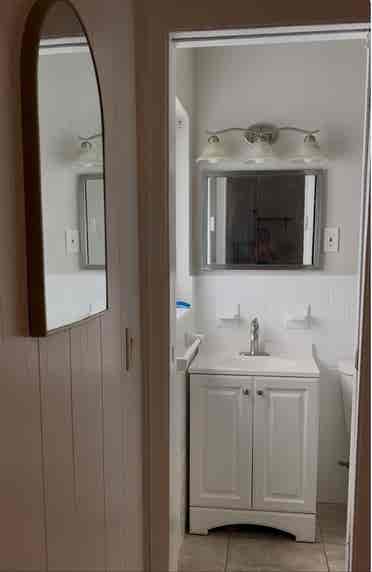 ALL INCLUDED LARGE BEDROOM FOR RENT