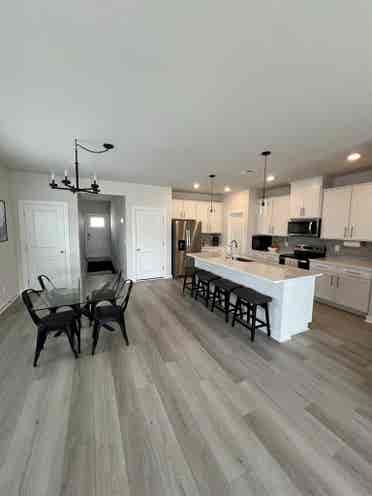 Looking for roommates - $/month