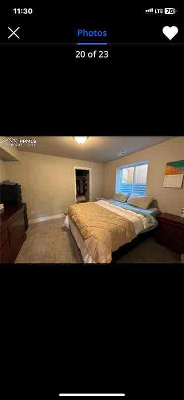 Beautiful home,  mins from bases