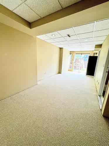 Den ground level suite