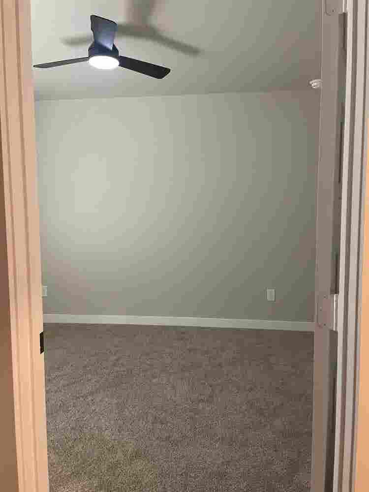 2 bedrooms available Female only