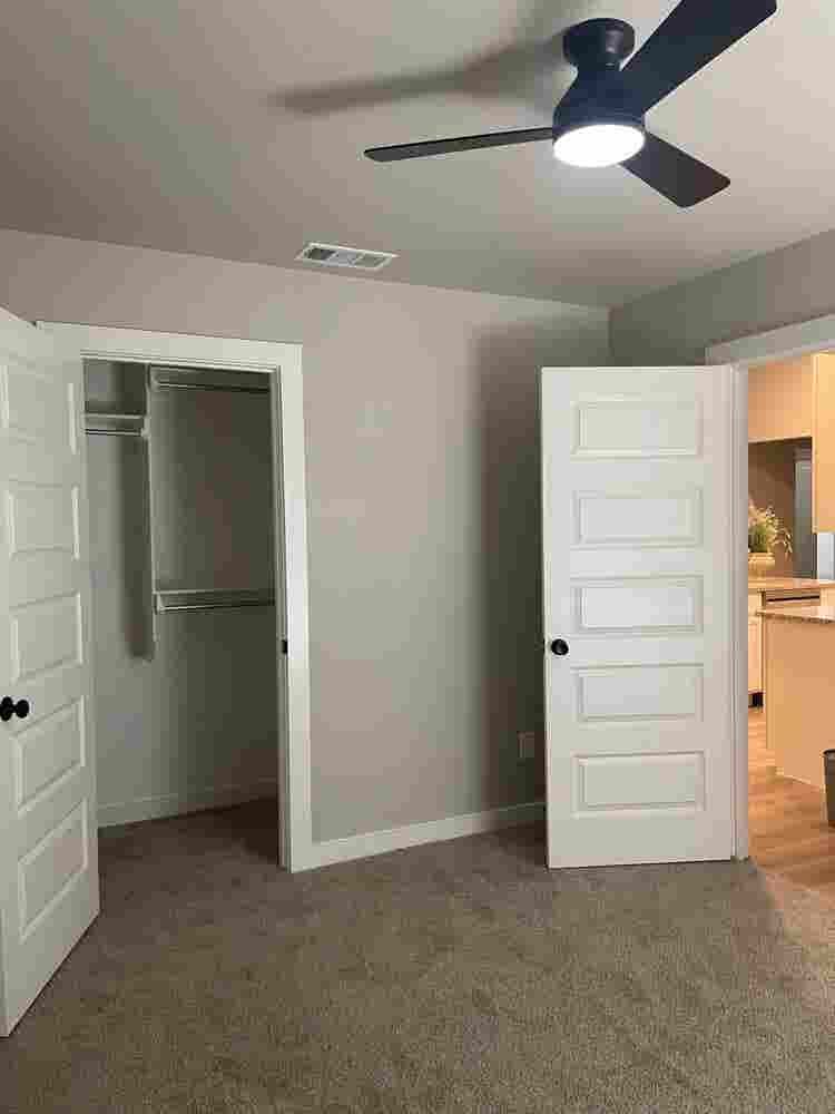 2 bedrooms available Female only