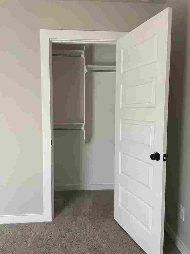 2 bedrooms available Female only