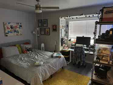 1 roommate needed