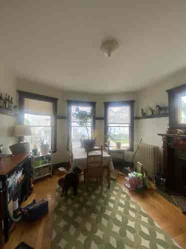 ROOM AVAIL IN BRIGHTON STARTING SEP