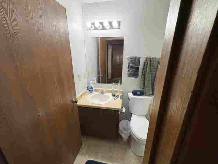 1 Roommate needed $/month