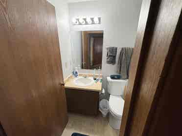 1 Roommate needed $/month