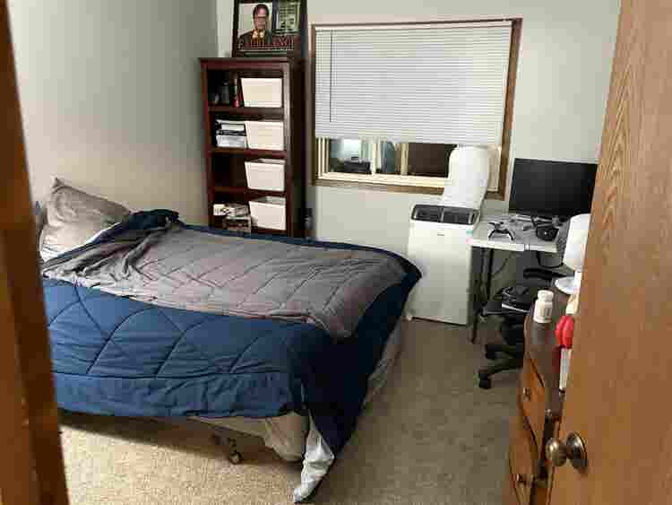 1 Roommate needed $/month