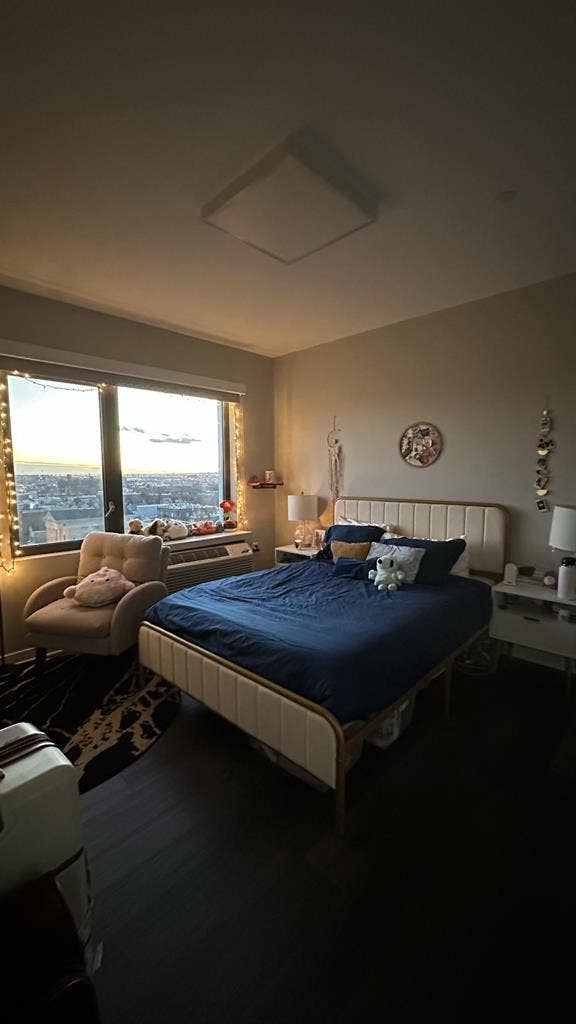 Master bedroom for rent