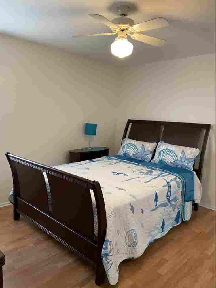 Furnished private room w/ bath