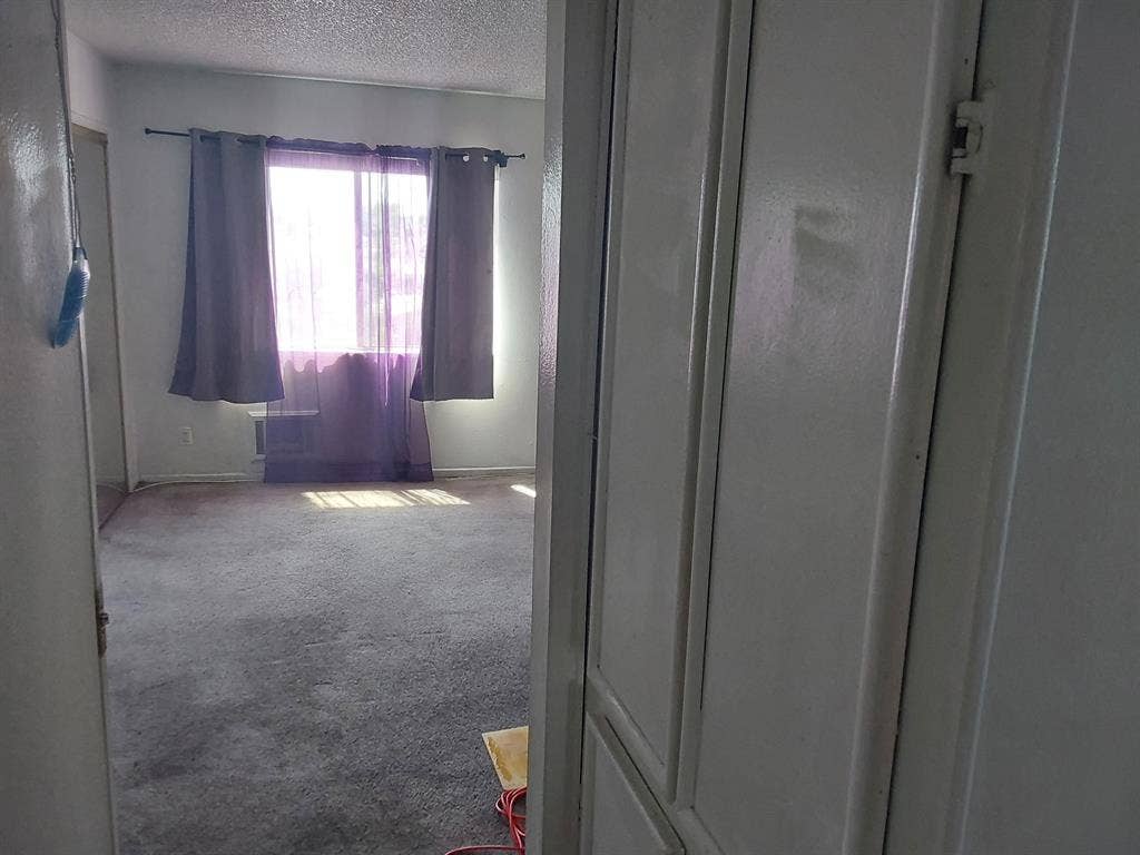 I need a respected roommate.