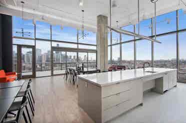 Penthouse in River West