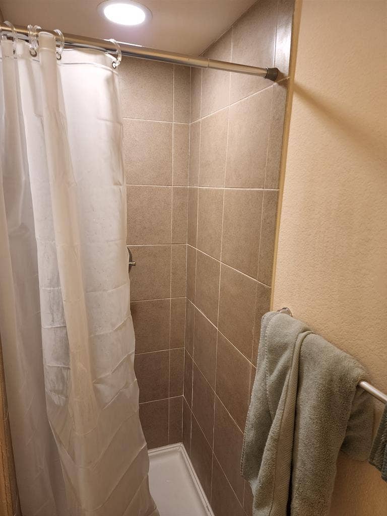 Private Room for Rent in Louisville