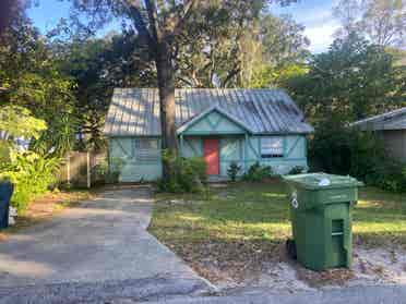 Room for rent in Tampa