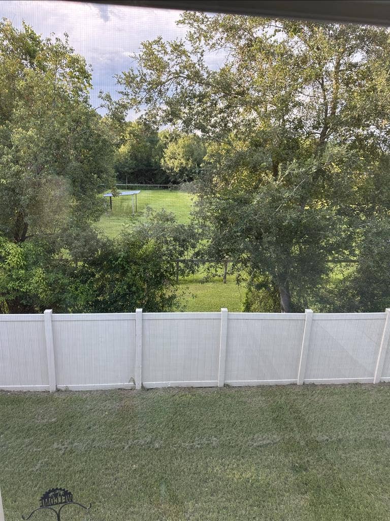 Room for Rent- Safe Area, Great Loc