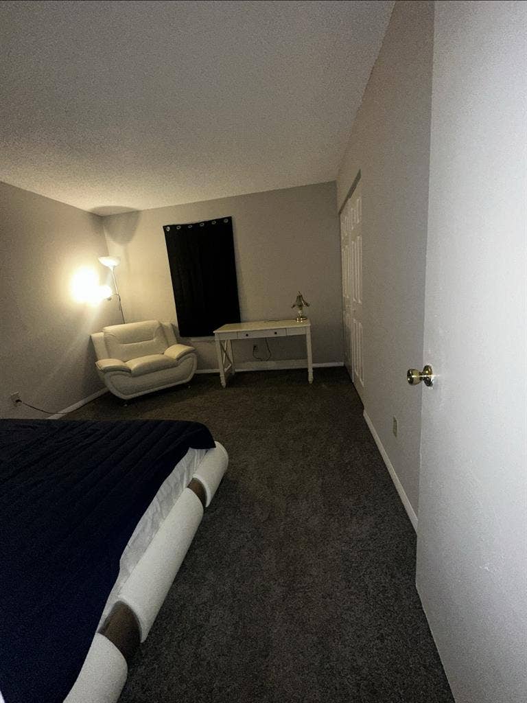 Looking for someone to rent a room