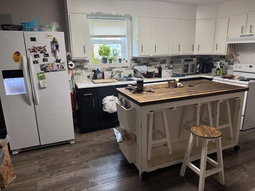 Room available now in Nashvillee