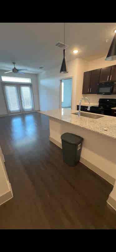 Room in Live Oak – Move in ASAP!