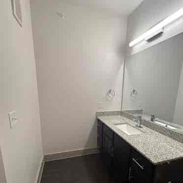 Room in Live Oak – Move in ASAP!