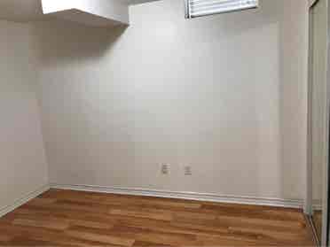 1 room in basement for girl/couple