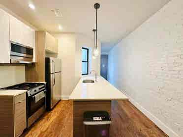 Rogers Ave – #