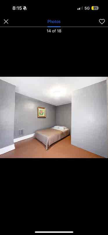 looking for roommate
