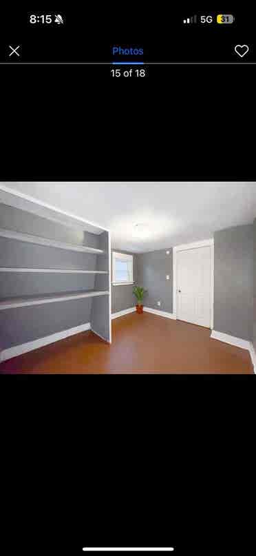 looking for roommate