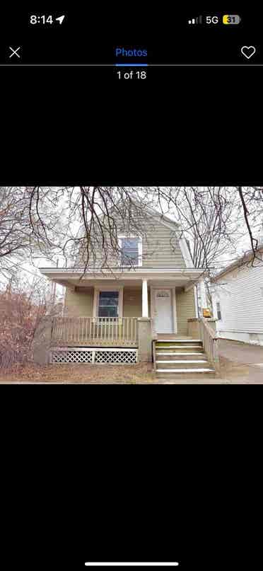 looking for roommate