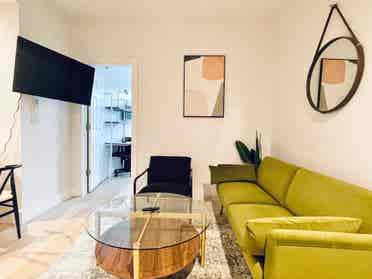 Madison St –