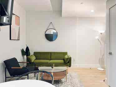 Madison St –