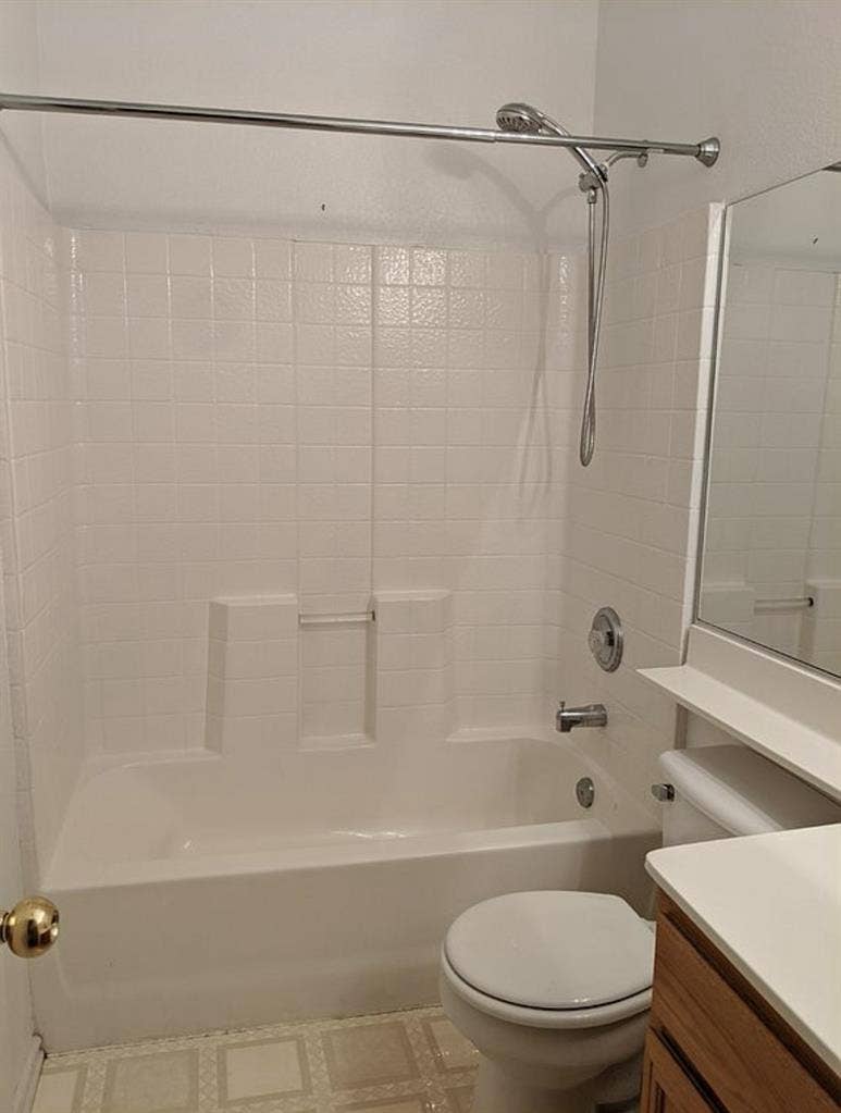 Roommate wanted!