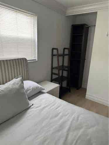 Private room to rentt