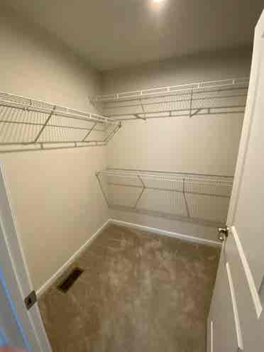 Primary Suite w/garage in Greenbelt
