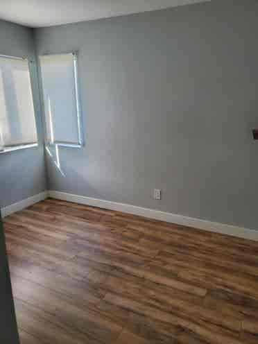 Friendly Room in 3BR Townhome