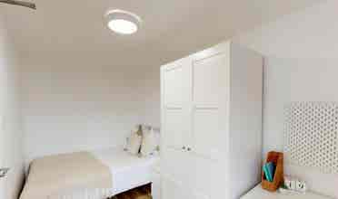 AVAILABLE NOW! City Centre (BS1)