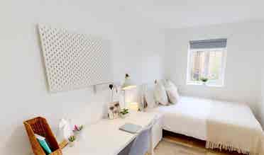 AVAILABLE NOW! City Centre (BS1)