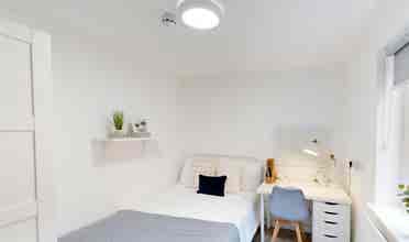 AVAILABLE NOW! City Centre (BS1)
