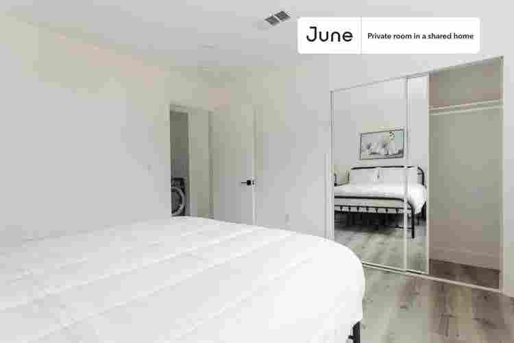 4 BR in Los Angeles