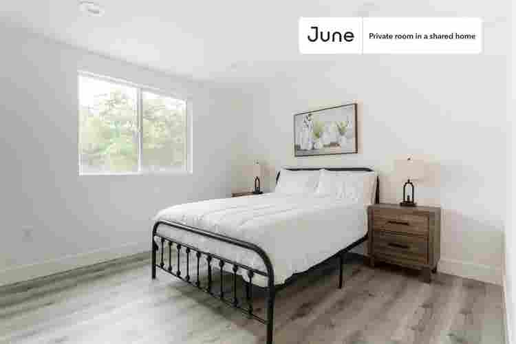 4 BR in Los Angeles