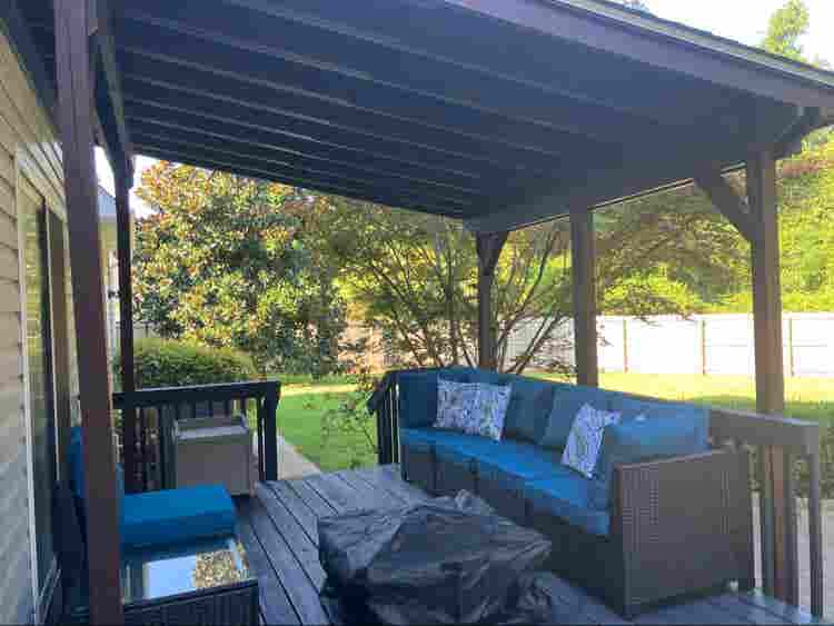 Furnished Master Suite Room